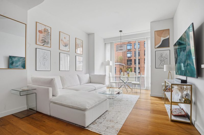 Photo of 311 West Broadway, Unit 7D